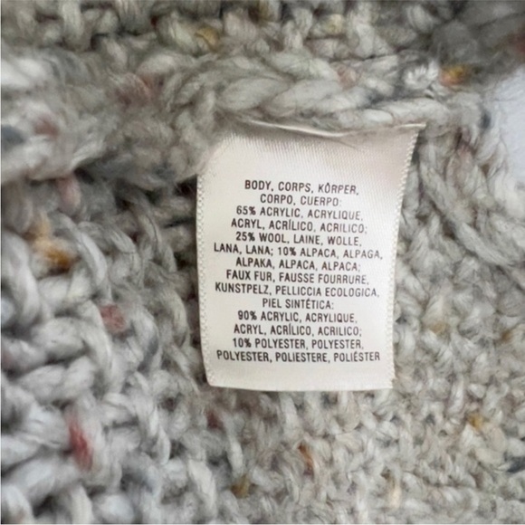 Angel of the North Faux Fur Knit Cardigan Vest - Alpaca - Picture 4 of 6